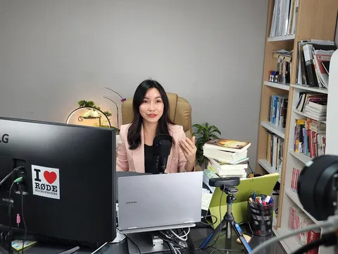Hot Beauty Blogger Huyền Hàn Quốc - Cô gái trẻ gây 'bão mạng' khát khao với nghề sáng tạo nội dung