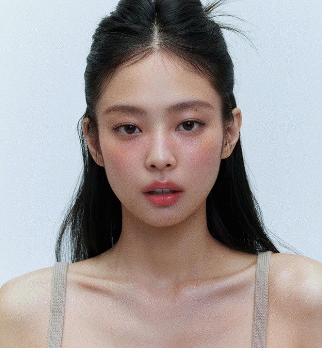 jennie3-1683790413.jpg