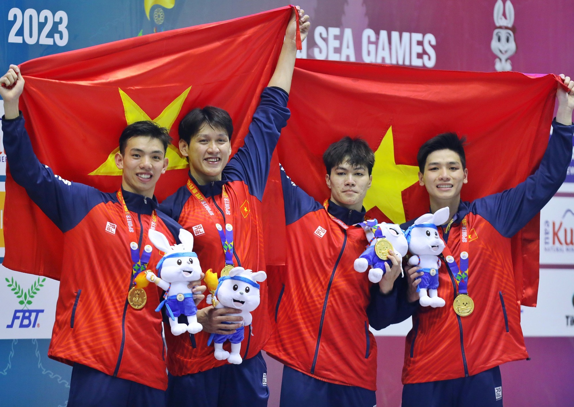 sea-games-32-tran-hung-nguyen-nguyen-huy-hoang-hoang-quy-phuoc-nguyen-huu-kim-son-1684319297692627628504-1684385329.jpg