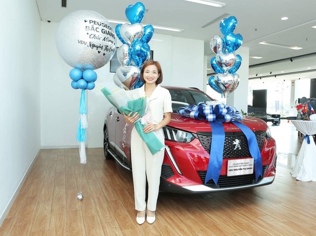 nguyen-thi-oanh-nhan-o-to-1685453952.jpeg