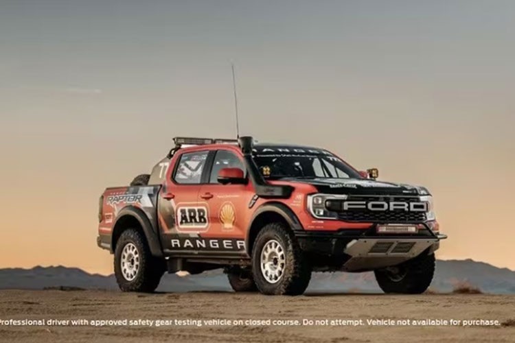 Hé lộ thêm về chiếc xe vô địch Baja 1000, Ranger Raptor trước thềm giải đua Finke Desert Race