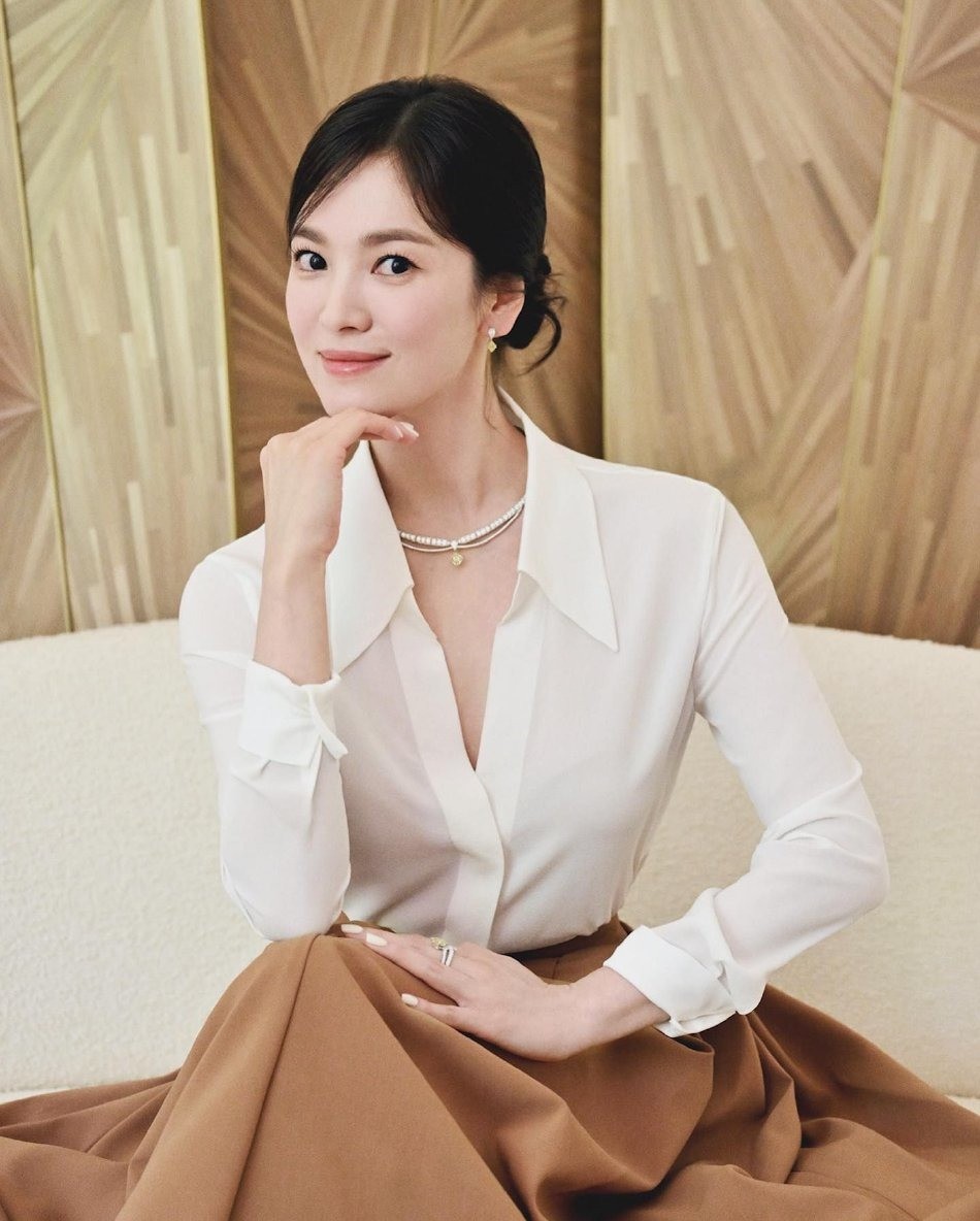 guong-mat-song-hye-kyo-6-1686904096.jpg