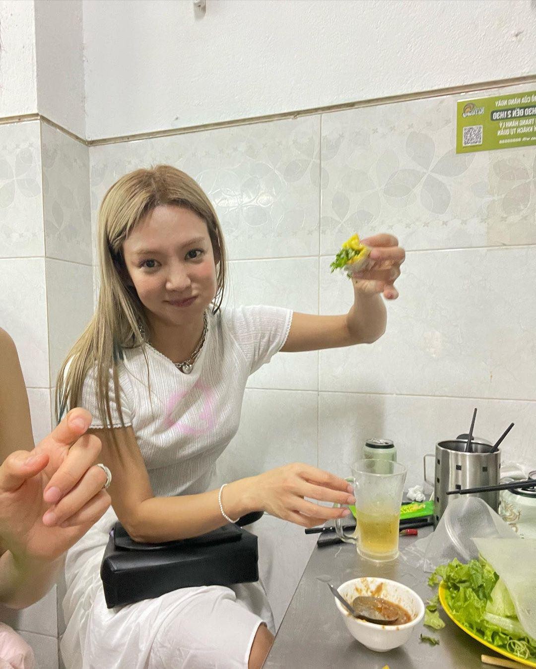 hyoyeon-viet-nam-2-1687095316.jpeg