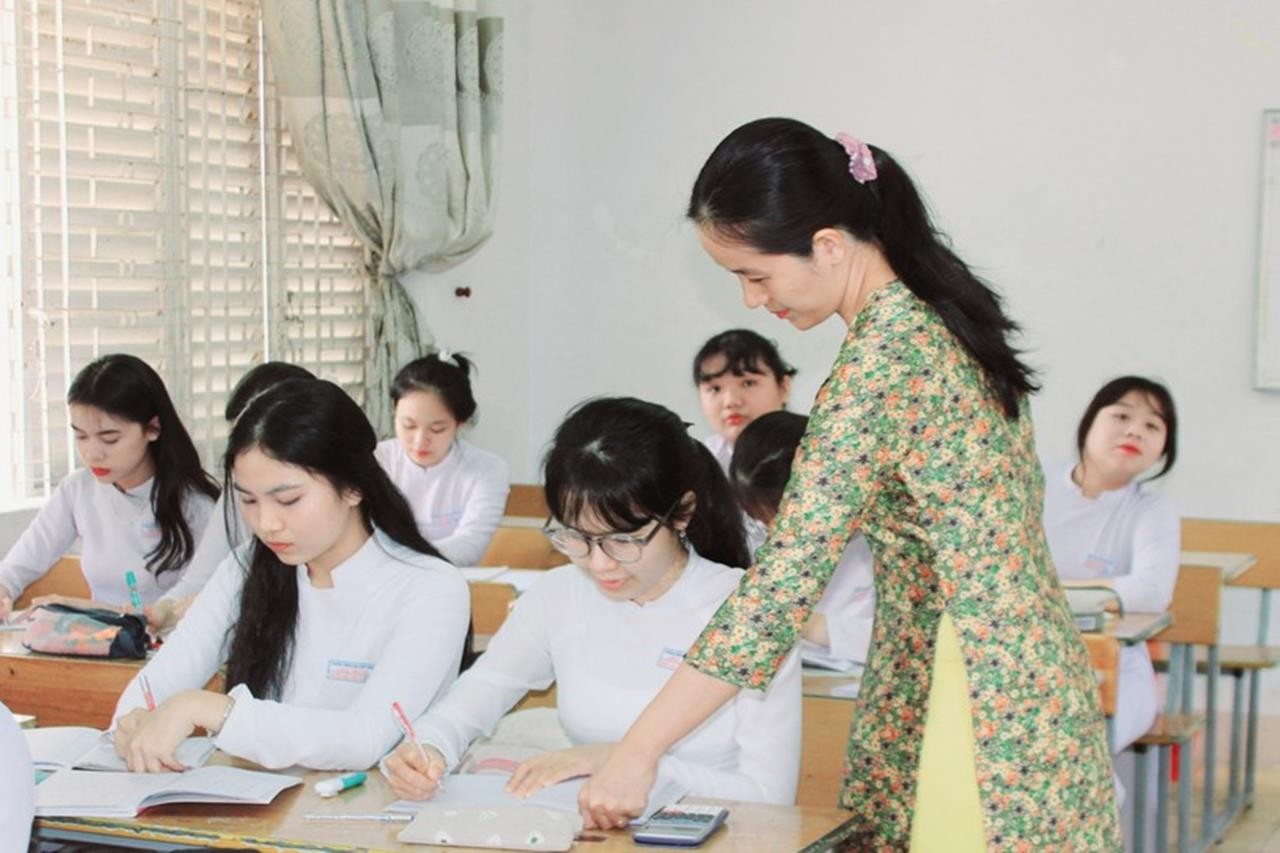 dap-an-de-thi-mon-toan-ma-de-124-1687857552.jpg