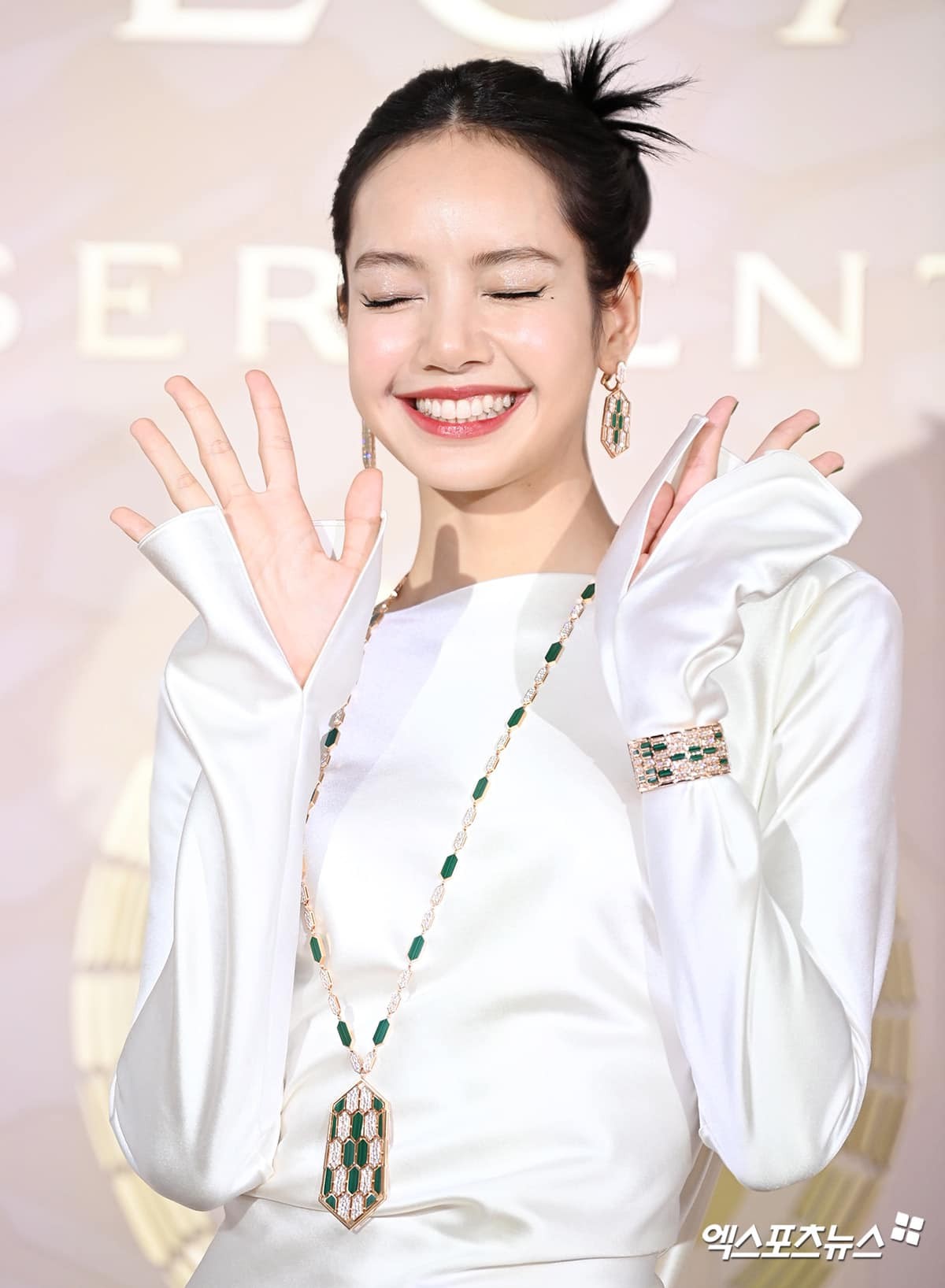 lisa-bvlgari-13-1688111221.jpg