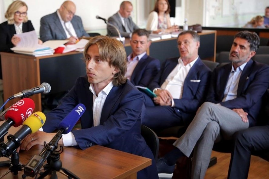 modric-hau-toa-1688208005.jpg
