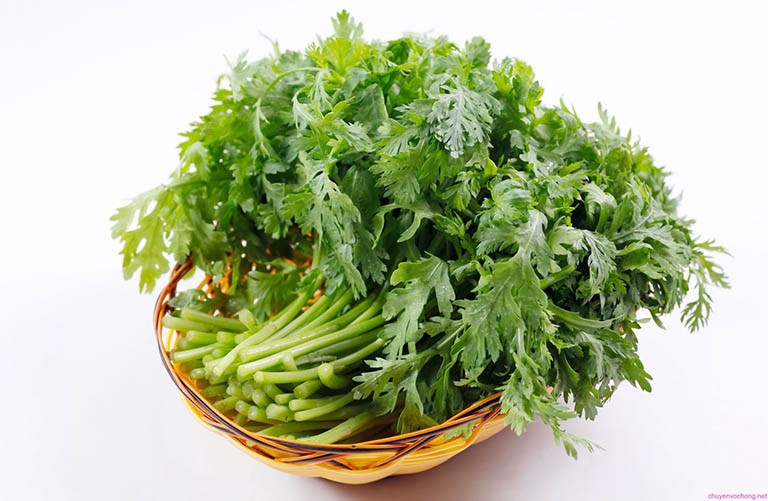 3-loai-rau-it-thuoc-sau-nen-mua-3-1690367252.jpg