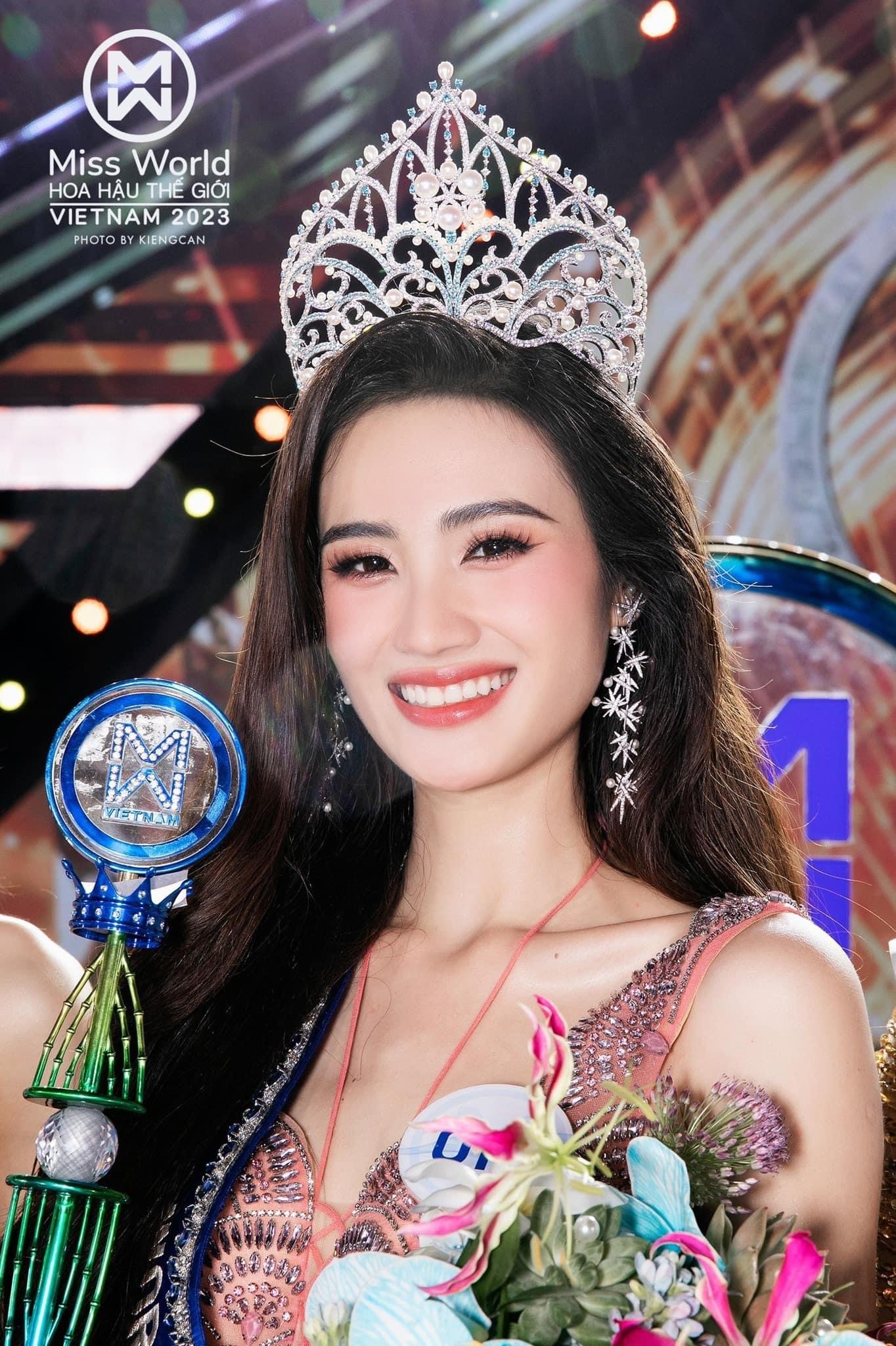 y-nhi-le-hoang-phuong-3-1693452025.jpg