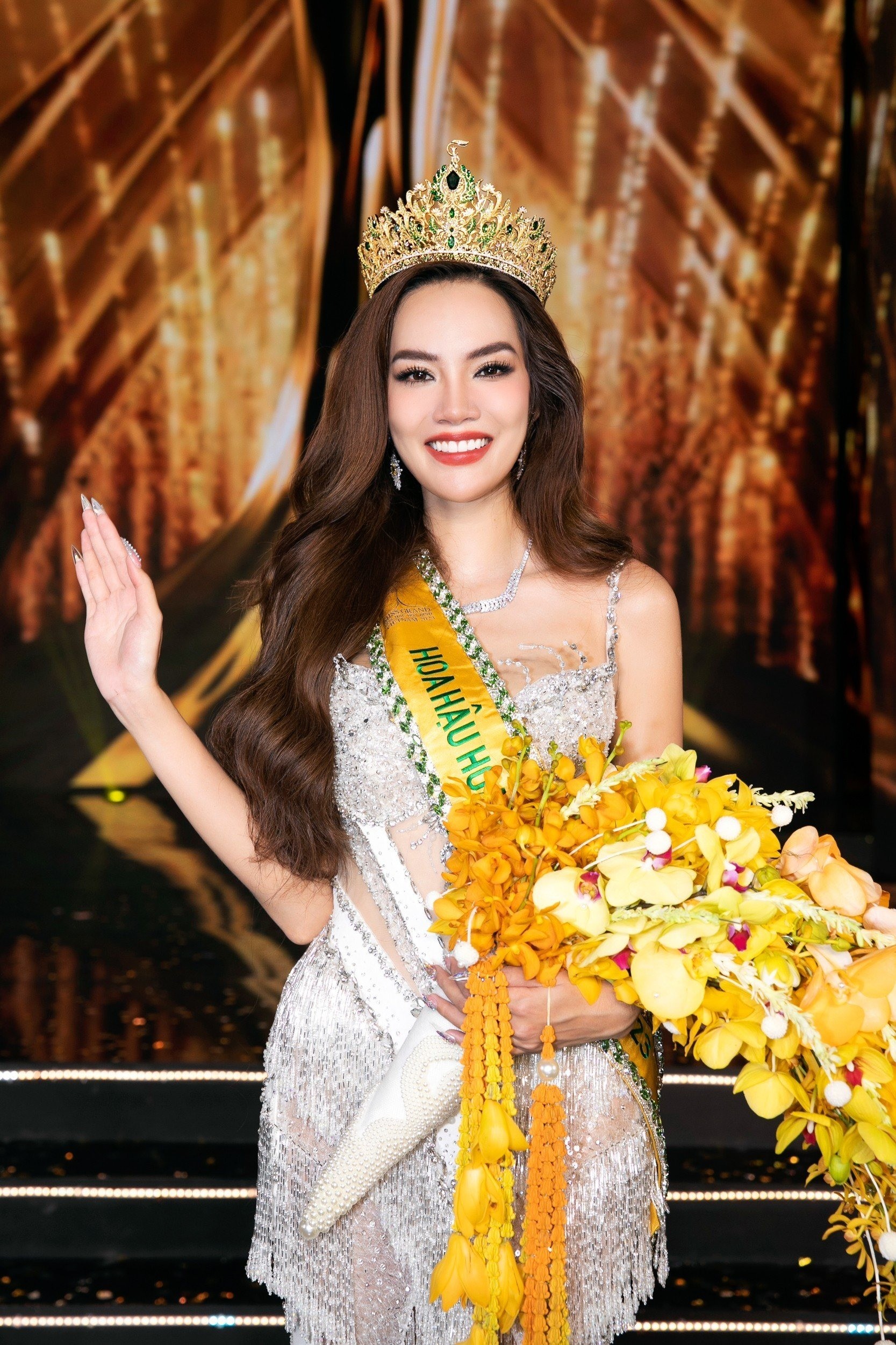 y-nhi-le-hoang-phuong-4-1693452025.jpg