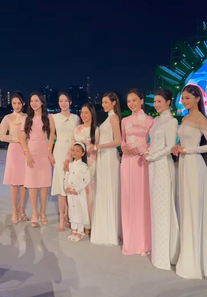 a-hau-minh-kien-va-cac-moi-quan-he-showbiz-2-1694512315.jpg