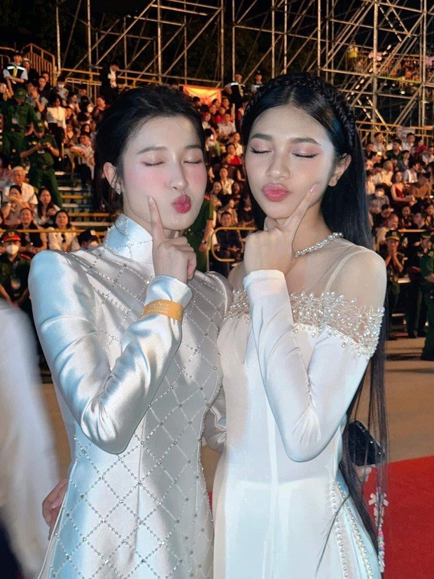 a-hau-minh-kien-va-cac-moi-quan-he-showbiz-3-1694512315.jpg
