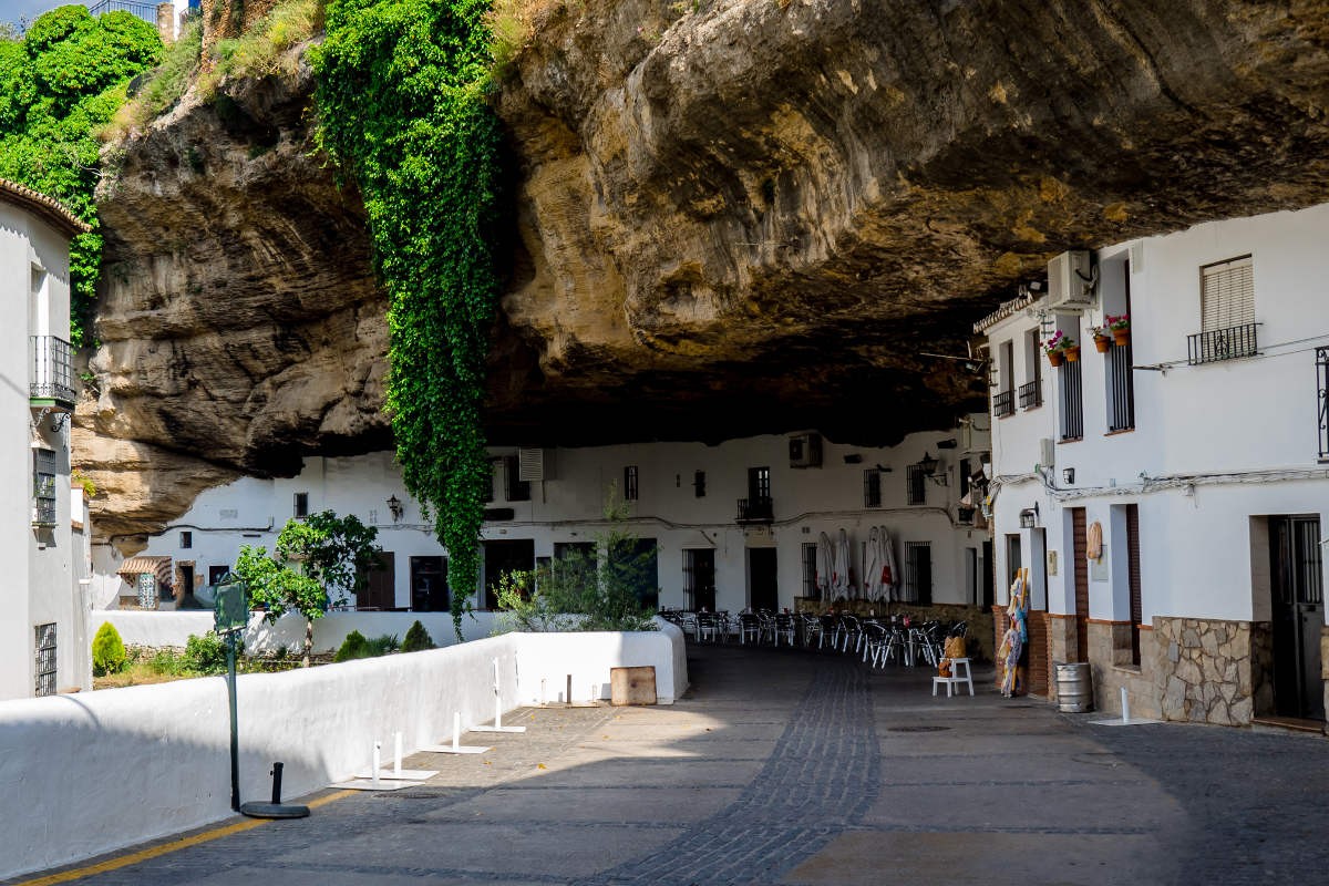 setenil-de-las-bodegas-tay-ban-nha-1694489799.jpg