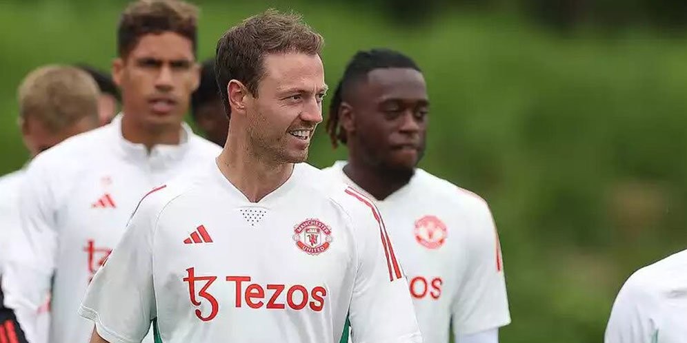 jonny-evans-2e5f1ab-1695640173.jpg
