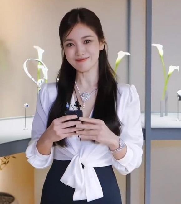 song-hye-kyo-1-1698661862.jpg