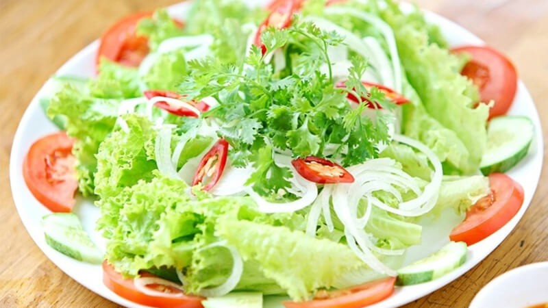 huong-dan-lam-mon-salad-dau-giam-thom-ngon-bo-duong-de-lam-tai-nha-202201081510043817-1698834826.jpeg