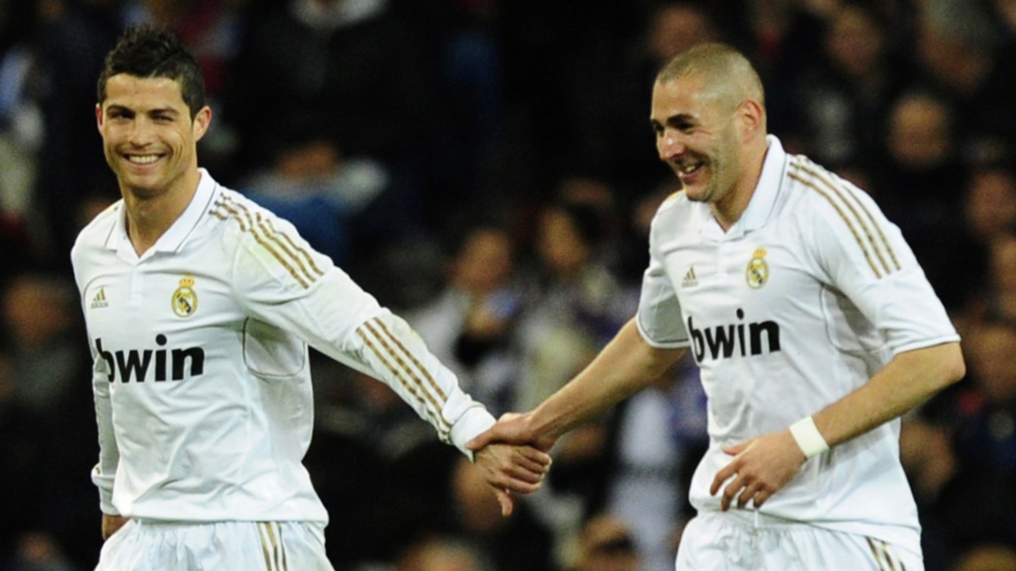 cristiano-ronaldo-karim-benzema-real-madrid-2825813-1699488208.jpg