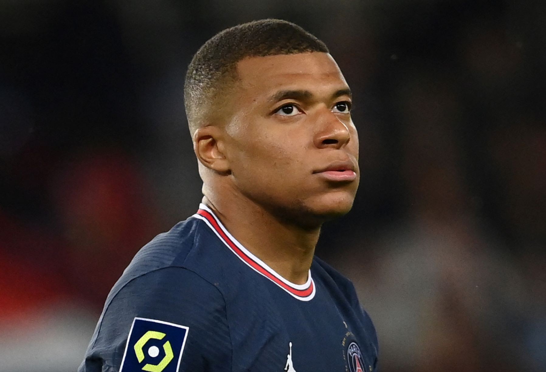 mbappe-1-3-1714359369.jpg