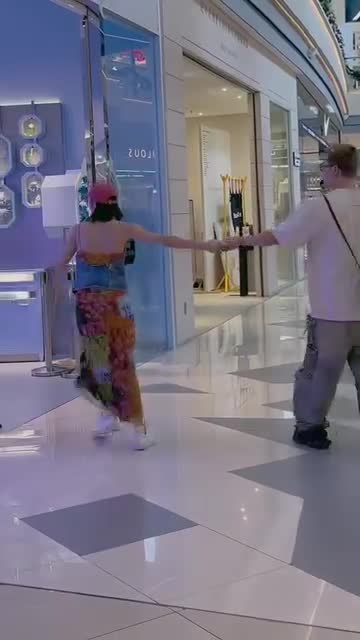 415502278-6400143056754966-5465359744594139952-n-1704351777.mp4