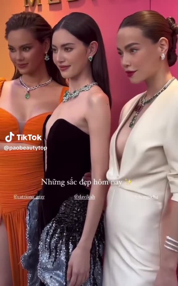 ho-ngoc-ha-cao-tay-xu-ly-tinh-huong-kho-do-khi-chup-anh-cung-mai-davika-va-hoa-hau-hoan-vu-2018-1688004587.mp4