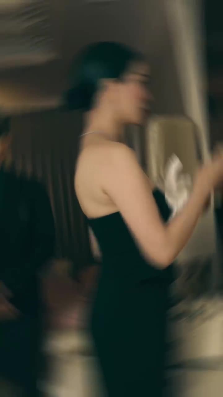 le-quyen-du-trend-chi-dai-tinh-tre-lam-bao-chau-thau-nhieu-vi-tri-1692160610.mp4