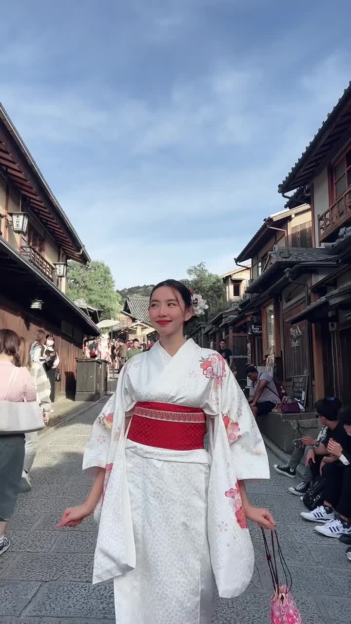 wwwfacebookcom-media-hinh-nhu-tui-nhay-sai-thi-phai-1683361409.mp4