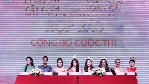 Họp báo công bố cuộc thi Hoa hậu Doanh nhân Việt Nam Toàn cầu 2022