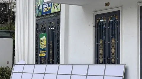 AMIS Trần Hữu Dực không phải trường mầm non, bị yêu cầu dỡ biển