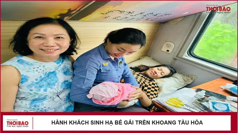 Hành khách sinh hạ bé gái trên khoang tàu hỏa