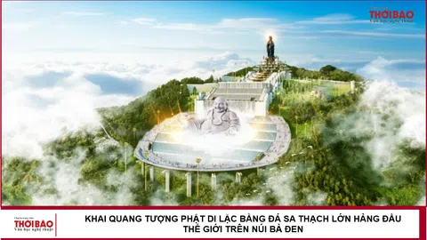 Khai quang tượng Phật Di Lặc bằng đá sa thạch lớn hàng đầu thế giới trên núi Bà Đen