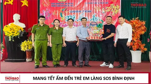 Mang Tết ấm đến trẻ em làng SOS Bình Định