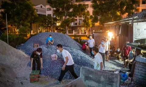 Hà Nội những ngày cách ly nhưng không cách lòng