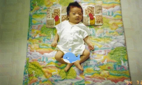 Loạt ảnh đáng yêu hồi nhỏ của Kang Tae Oh "gây bão"