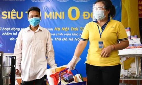 Anh thợ xây nghẹn ngào khi đi siêu thị 0 đồng