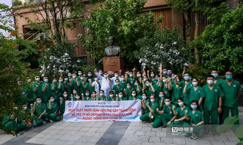 122 thầy thuốc bệnh viện Phụ sản Trung ương vào miền Nam chống dịch