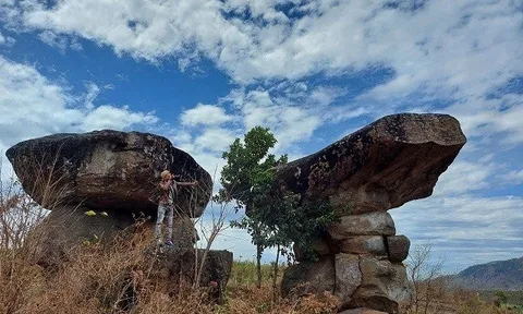 Giai thoại hòn đá chồng phố núi Gia Lai hút khách du lịch