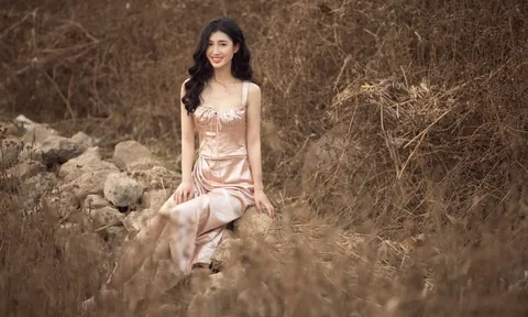 Nhan sắc đời thường trong veo của Á hậu Phương Nhi khiến ai cũng ngưỡng mộ