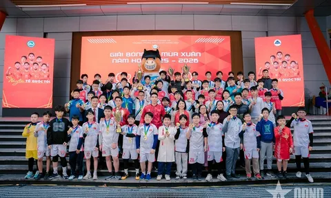 Đội tuyển U23 Việt Nam truyền cảm hứng cho học sinh Trường THCS Giảng Võ 2 tại Lễ hội “Giảng Võ 2 - Chào Xuân 2026”