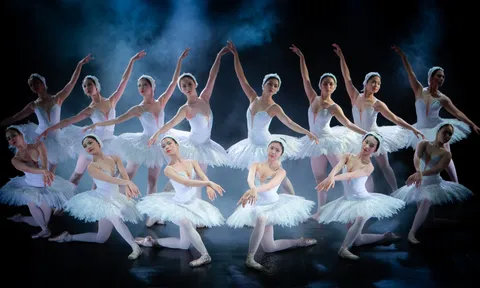 Sân khấu phải đóng cửa vì Covid -19: Khó khăn chồng khó khăn, nghệ sĩ mong sớm qua bĩ cực