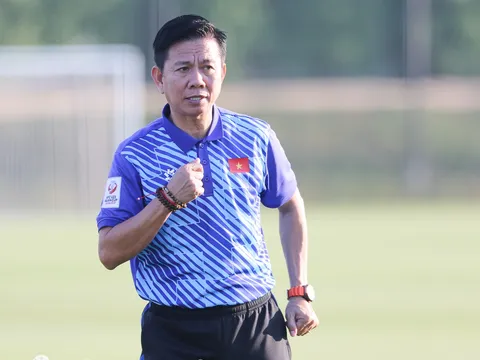 HLV Hoàng Anh Tuấn trăn trở, nói lời gan ruột về U23 Việt Nam