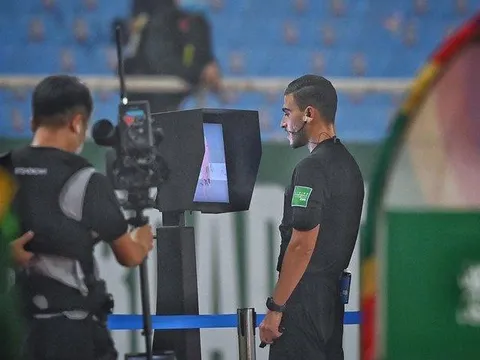 Trọng tài Thái Lan điều hành phòng VAR trận Việt Nam gặp Oman