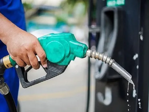 Lý do giá xăng trong nước sắp tới có thể giảm