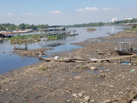 Sông Cái ở Đồng Nai trước nguy cơ thành... "dòng sông chết"