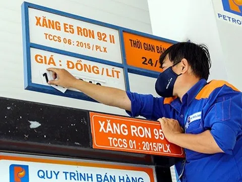 Giá xăng giảm hơn 1.000 đồng/lít