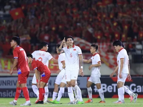 ĐT Việt Nam 6-0 Lào: Ơn giời, Hậu đây rồi!