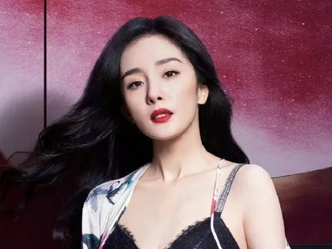 Nữ diễn viên Dương Mịch gây tranh cãi vì quảng cáo nội y ở tuổi U40