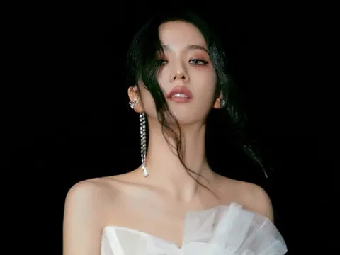 BLACKPINK Jisoo làm khách mời trong seri YouTube 'HalMyungSoo'