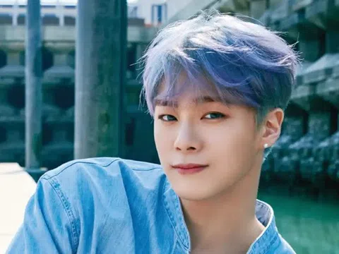 Nhà sản xuất nhớ lại quá trình làm việc với Moonbin sau khi nhận tin dữ từ nam idol