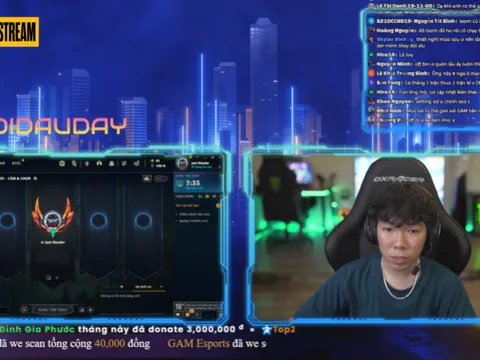 LMHT: Slayder ngồi livestream ở gaming house nhưng GAM vẫn tuyển ADC