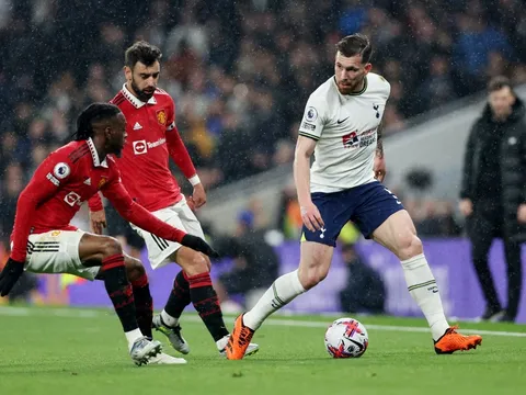 Mất 2 điểm trước Tottenham, cơ hội nào cho MU trong cuộc đua top 4?