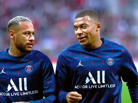 Từ chối gã khổng lồ, Mbappe được trọng thưởng thừa sức mua cả Neymar